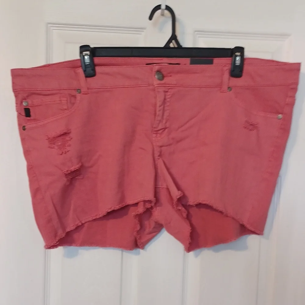 Torrid Distressed Denim Shorts - Picture 1 of 9